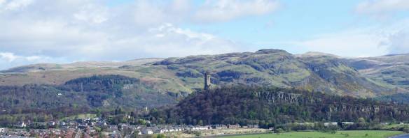Wallace Monument avistado do castelo de Stirling